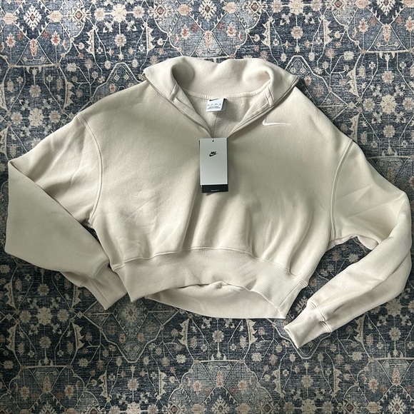 Nike Tops - Nike Quarter Zip Cropped Sweatshirt - XS NEW!